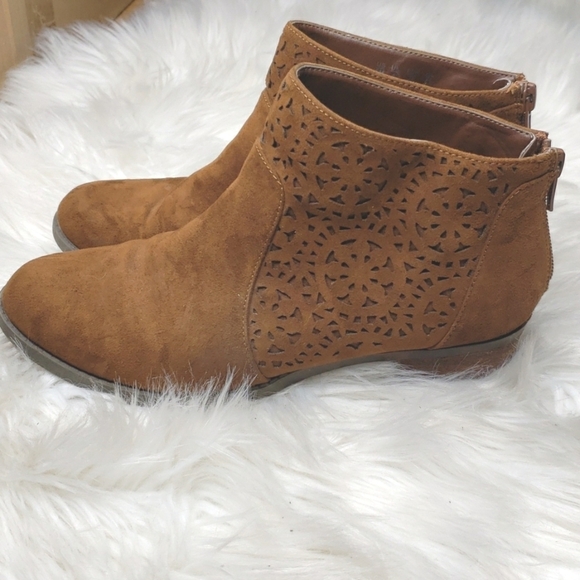 Carlos by Carlos Santana Brett Ankle Bootie 6m - Picture 5 of 12